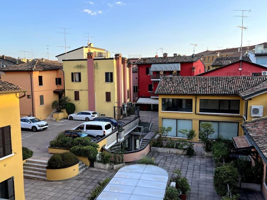 代森扎诺-德尔加达Attico In Piazza Matteotti公寓 外观 照片